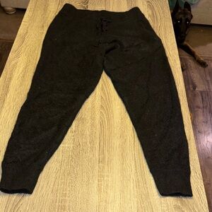 Women’s Black Cashmere Jogger Pants